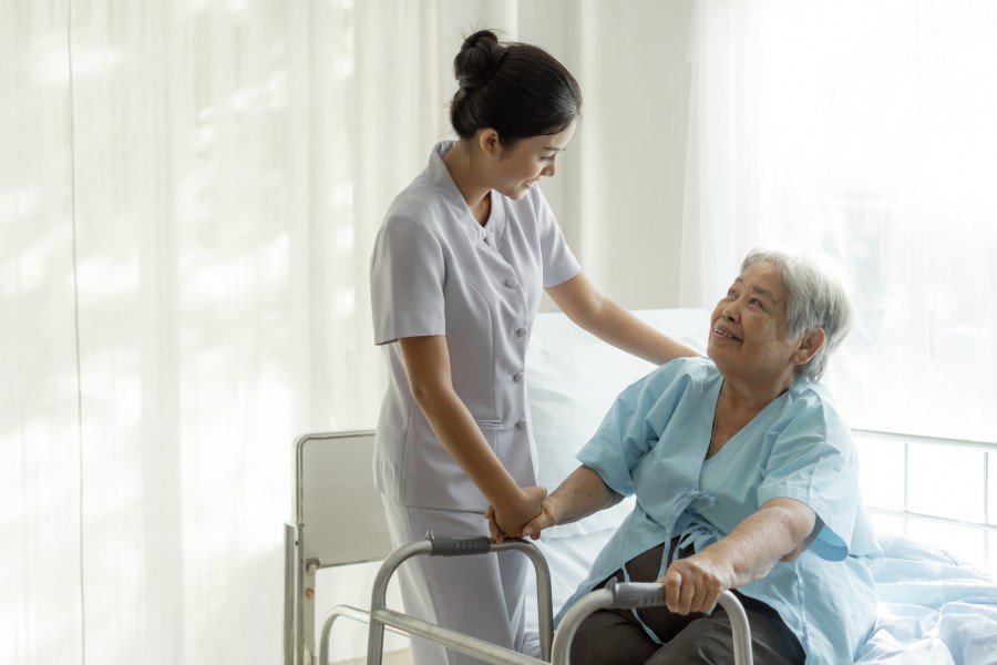ศูนย์ดูแลผู้สูงอายุ ที่ไหนดี? 7 ข้อต้องเช็กก่อนตัดสินใจ